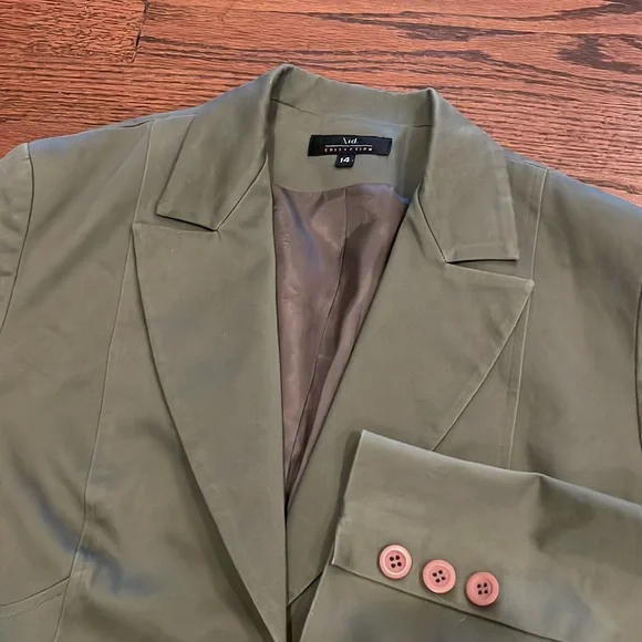 Womans khaki blazer - Picture 8 of 10